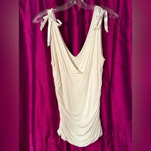 Vintage Stunning white Sleeveless double fabric super soft Top/ size L 🤍✨💎